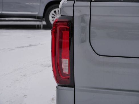 Used 2024 GMC Sierra 1500 Denali image 8