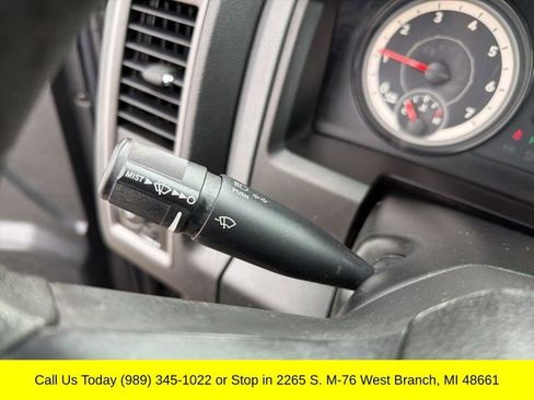 Used 2017 RAM 1500 Express AWD/4WD image 22