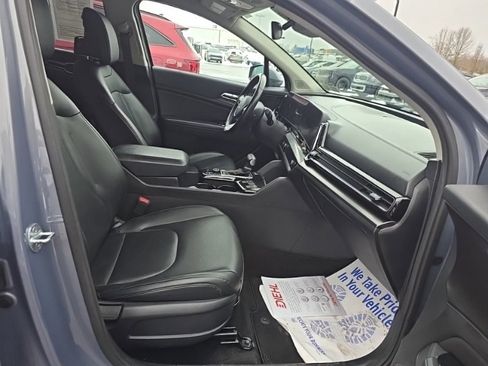 Certified 2023 Kia Sportage EX image 32