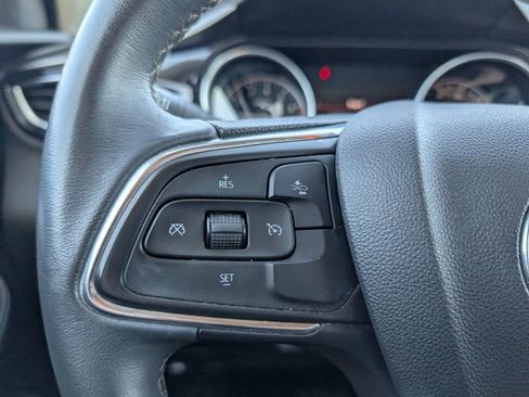 Used 2022 Buick Encore GX Select image 16