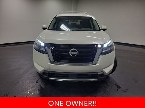 Used 2024 Nissan Pathfinder SL w/ Cargo Package AWD/4WD image 3