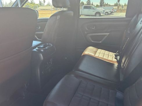 Used 2021 Nissan Titan Platinum Reserve w/ Moonroof Package RWD image 5