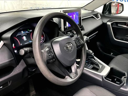 Certified 2025 Toyota RAV4 XLE AWD/4WD image 8