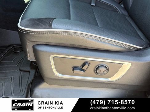 Used 2025 RAM 1500 Laramie AWD/4WD image 20