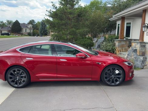 Used 2020 Tesla Model S Long Range Plus AWD/4WD image 13