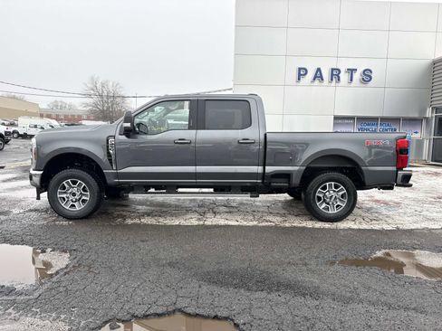 New 2026 Ford F250 Lariat w/ FX4 Off-Road Package image 6