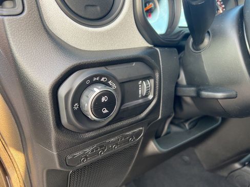 New 2026 Jeep Gladiator Sport image 23