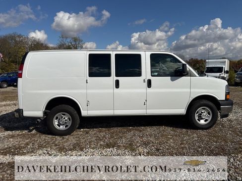 Certified 2023 Chevrolet Express 2500 w/ Driver Convenience Package image 6