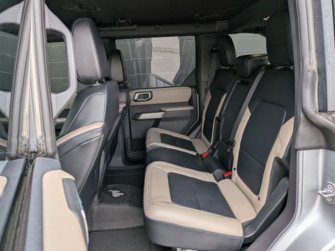 Used 2023 Ford Bronco Wildtrak AWD/4WD image 24