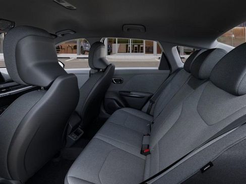 New 2025 Kia K4 LX FWD image 19