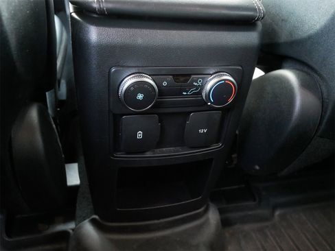 Certified 2020 Ford Explorer XLT w/ Equipment Group 202A image 20