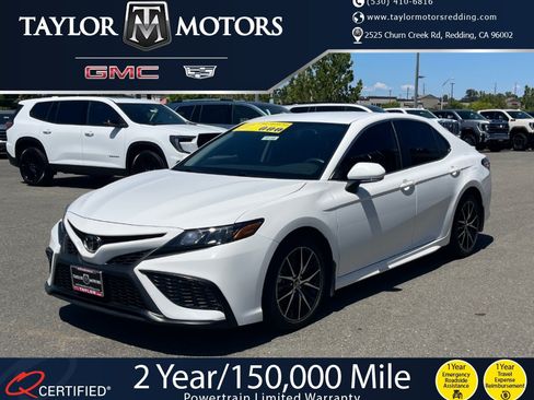 Used 2023 Toyota Camry SE FWD image 1