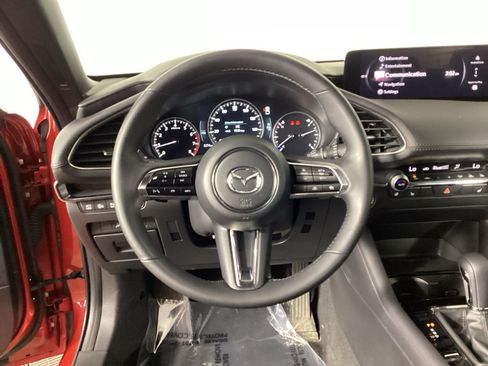 Used 2025 MAZDA MAZDA3 Hatchback w/Premium Plus Pkg AWD/4WD image 18