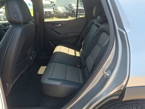 Used 2025 Chevrolet Equinox LT w/ Convenience Package II AWD/4WD image 19