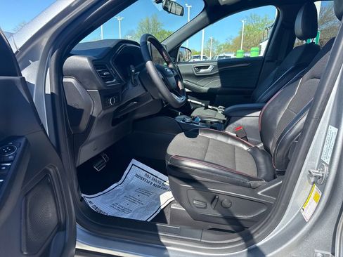 Used 2023 Ford Escape ST-Line w/ Tech Pack #1 AWD/4WD image 23