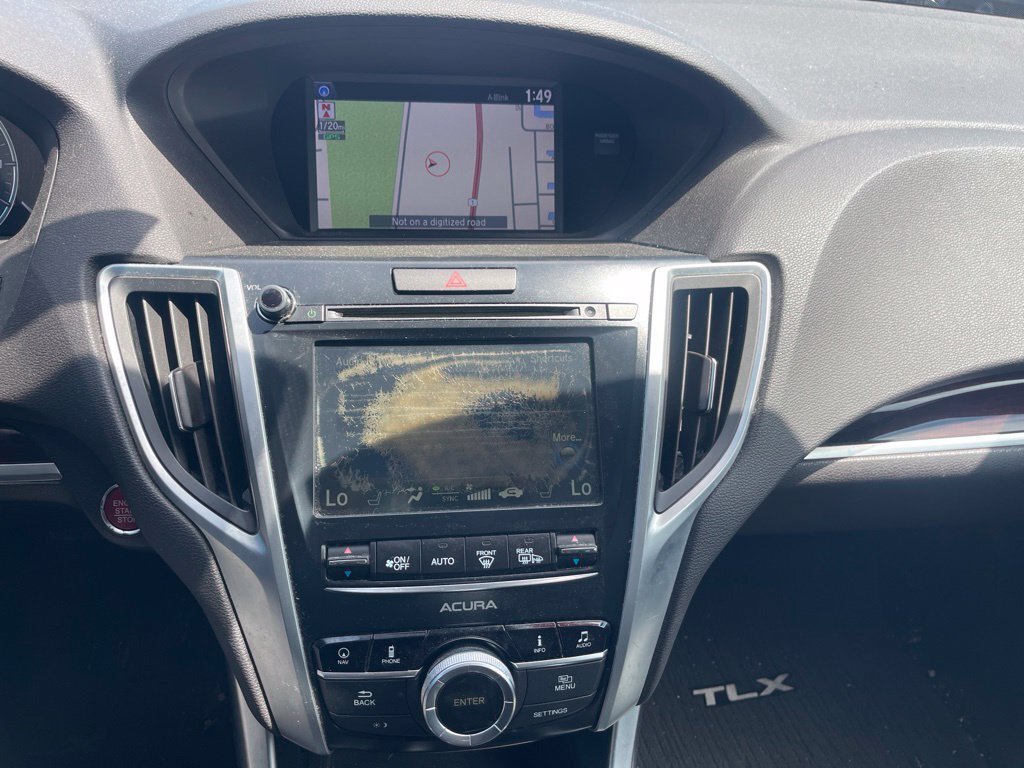 Used 2015 Acura TLX w/ Technology Package FWD image 7