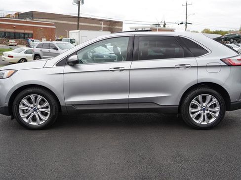 Used 2020 Ford Edge Titanium w/ Equipment Group 301A image 3