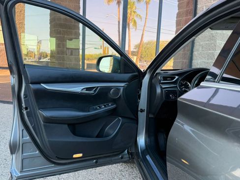 Used 2019 INFINITI QX50 Pure image 43