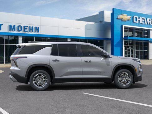 New 2025 Chevrolet Traverse LT w/ Enhanced Driving Package image 5