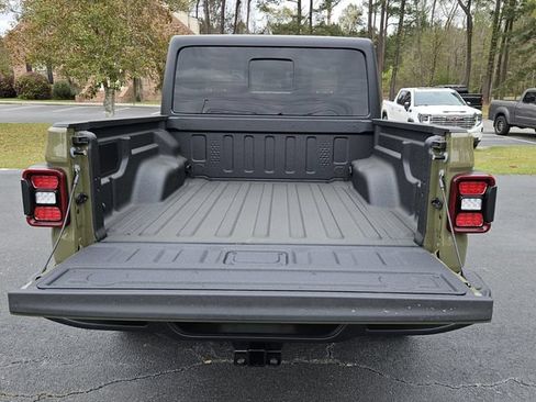 New 2026 Jeep Gladiator Willys AWD/4WD image 14