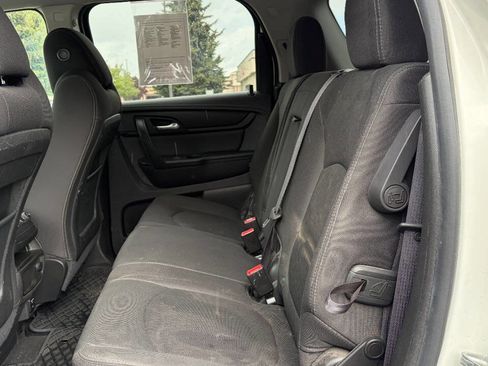 Used 2014 GMC Acadia SLE FWD image 11