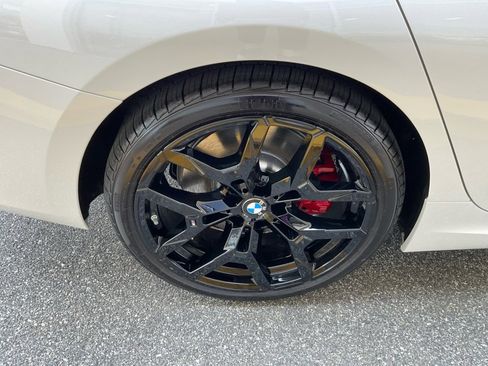 New 2026 BMW 330i Sedan w/ M Sport Package image 23