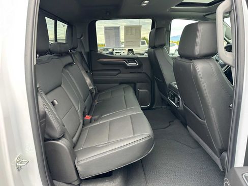 Used 2025 GMC Sierra 1500 Denali w/ Denali Reserve Package image 12