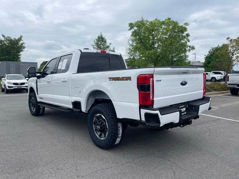 Used 2023 Ford F250 Lariat w/ Lariat Ultimate Package AWD/4WD image 5