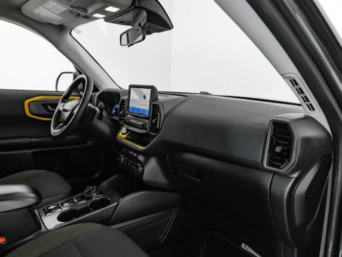 Used 2021 Ford Bronco Sport Badlands image 10