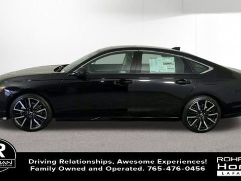 New 2026 Honda Accord Touring image 5