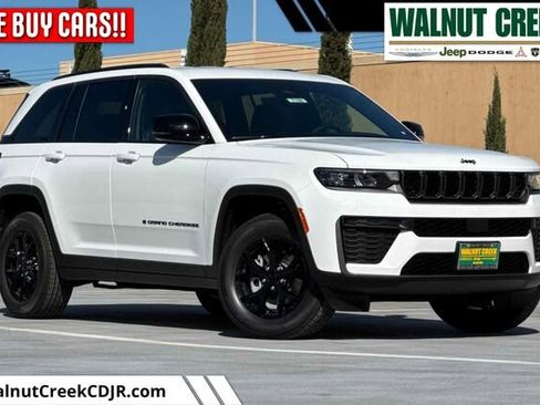 New 2026 Jeep Grand Cherokee Altitude image 1