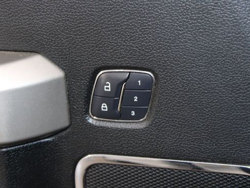 Used 2018 Ford F150 Lariat image 26