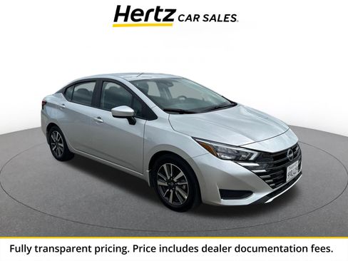 Used 2025 Nissan Versa SV w/ Trunk Package FWD image 1