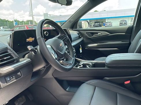 New 2026 Chevrolet Traverse LT w/ Enhanced Driving Package image 11