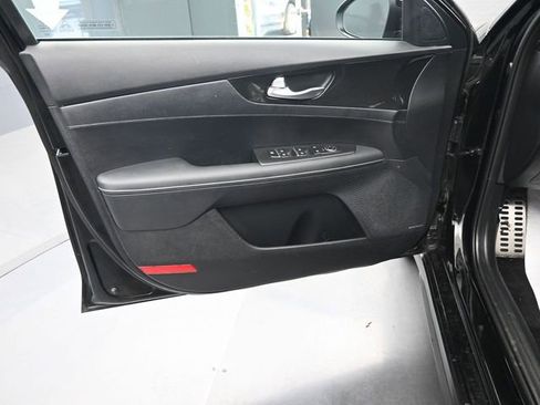 Used 2024 Kia Forte GT-Line w/ GT-Line Premium Package FWD image 9