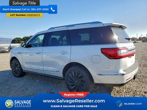 Used 2021 Lincoln Navigator Reserve image 3