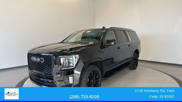 Used 2021 GMC Yukon XL Denali w/ LPO, Illumination Package AWD/4WD image 3