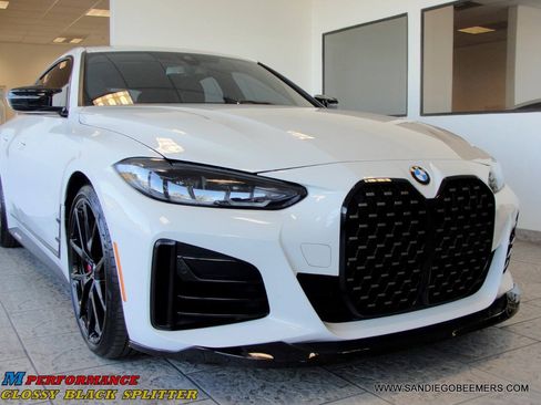 Used 2022 BMW M440i xDrive Gran Coupe w/ Shadowloine Package AWD/4WD image 9