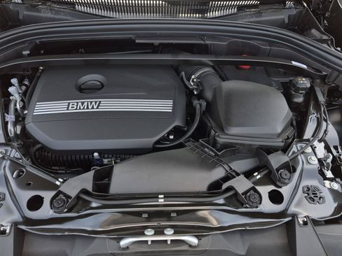 New 2026 BMW X1 xDrive28i w/ Technology Package AWD/4WD image 11