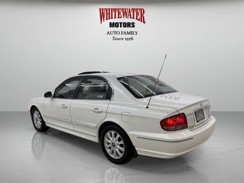 Used 2003 Hyundai Sonata GLS FWD image 2