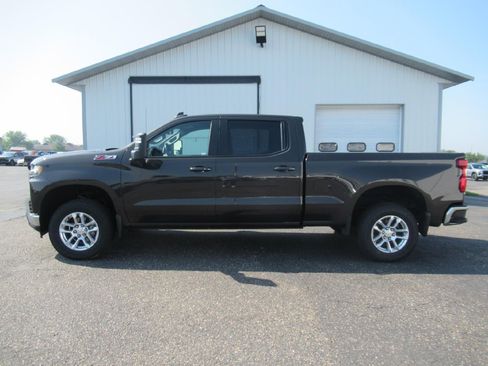 Used 2021 Chevrolet Silverado 1500 LT AWD/4WD image 8