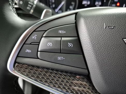 New 2026 Cadillac XT5 Sportv w/ LPO, Floor Liner Package image 22