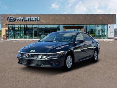 New 2026 Hyundai Elantra SE