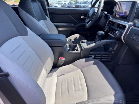 Used 2025 Toyota Tacoma TRD Sport RWD image 9