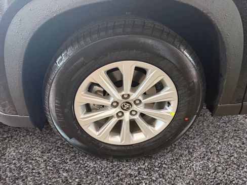 New 2026 Toyota Grand Highlander XLE image 14