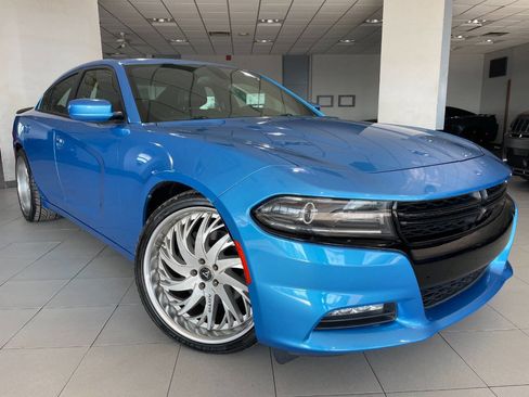 Used 2015 Dodge Charger R/T w/ Plus Group image 1