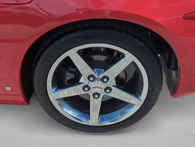 Used 2007 Chevrolet Corvette Coupe w/ Preferred Equipment Group RWD image 9