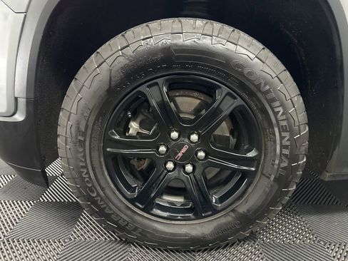 Used 2023 GMC Acadia AT4 w/ Trailering Package AWD/4WD image 44