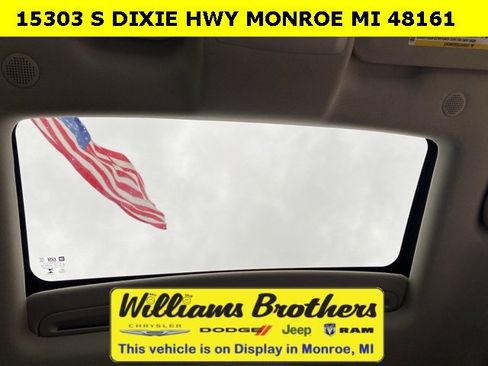 Used 2018 Buick Encore Premium w/ Experience Buick Package image 21