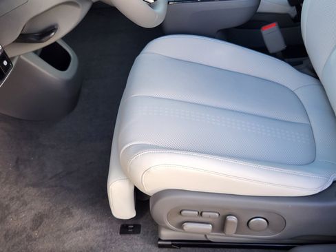 New 2026 Hyundai Ioniq 5 Limited image 8